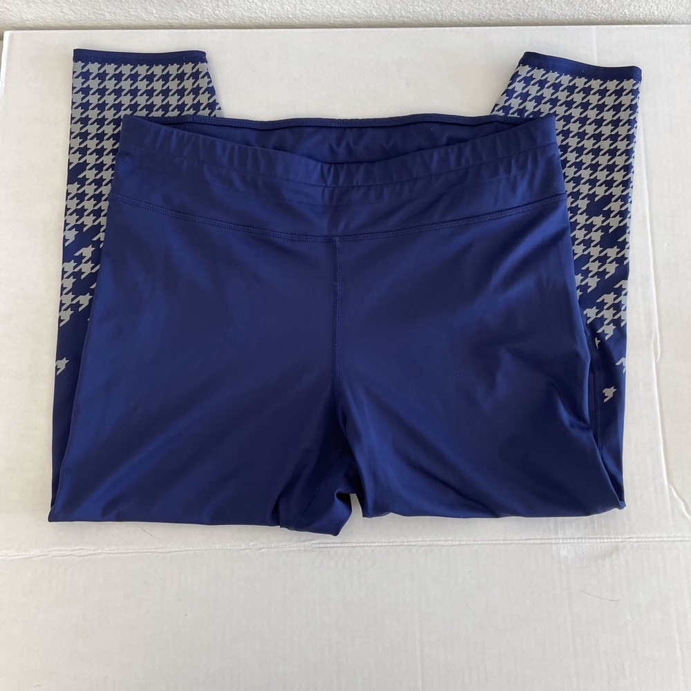 Fabletics High-Waisted Ultra Cool Capri Legging 1x